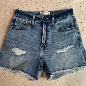 Abercrombie & Fitch high rise curve love shorts